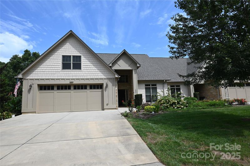4002 Stadler Dr NE, Conover, NC 28613