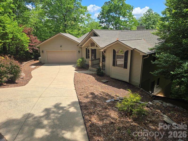 128 Sullivan Ln, Lake Lure, NC 28746