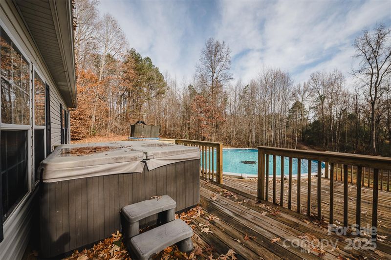 8226 Malibu Rd, Mount Pleasant, NC 28124