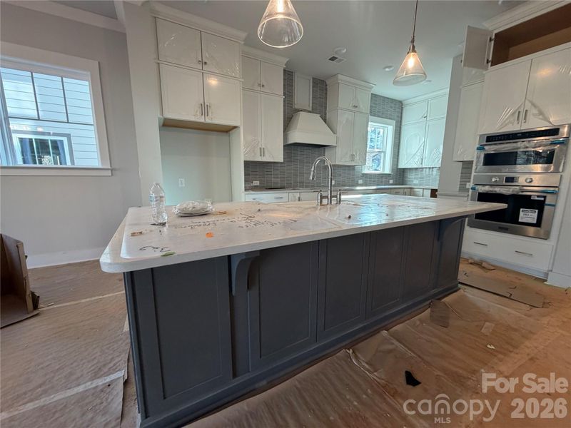5015 Hollow Branch Rd, Charlotte, NC 28278