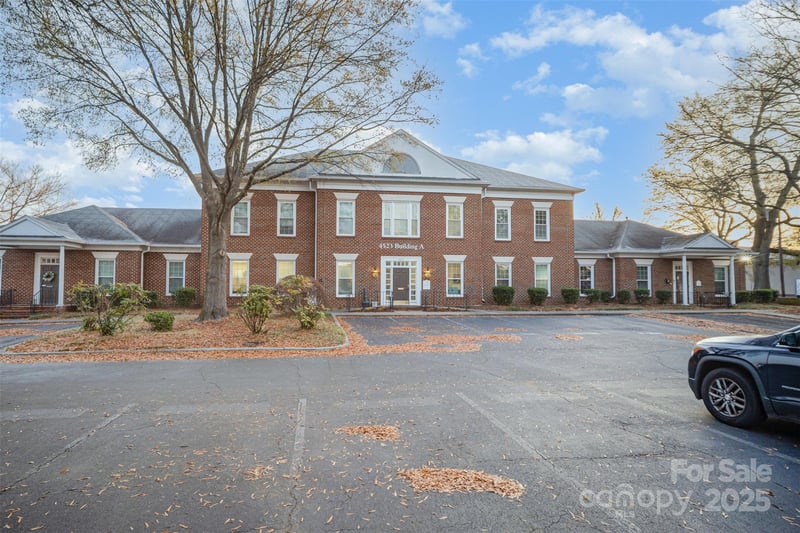 4523 Park Rd, Charlotte, NC 28209