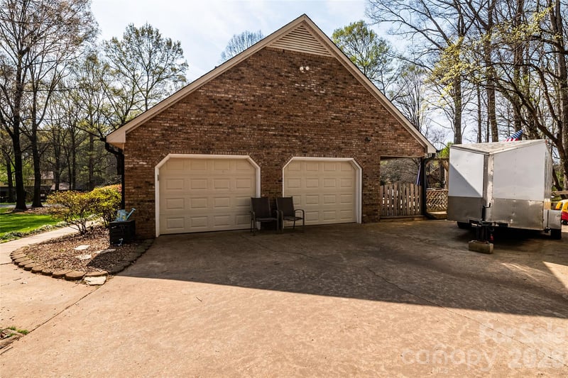 1015 Quail Cir, Salisbury, NC 28147
