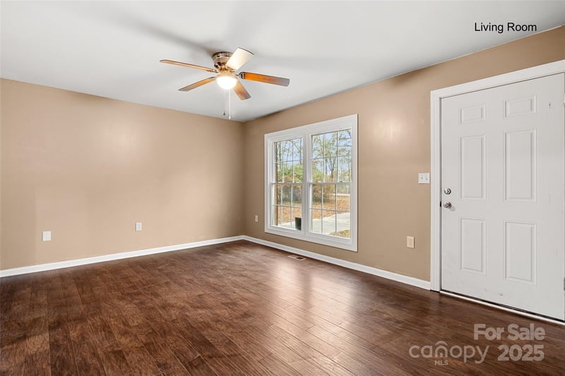 4679 Kickturn Rd, Heath Springs, SC 29058