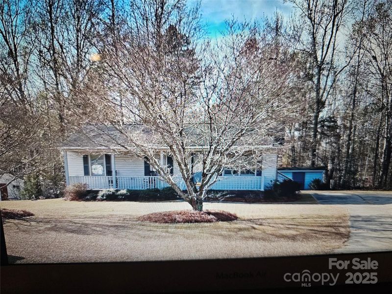 2486 Oxford Cir, Lancaster, SC 29720