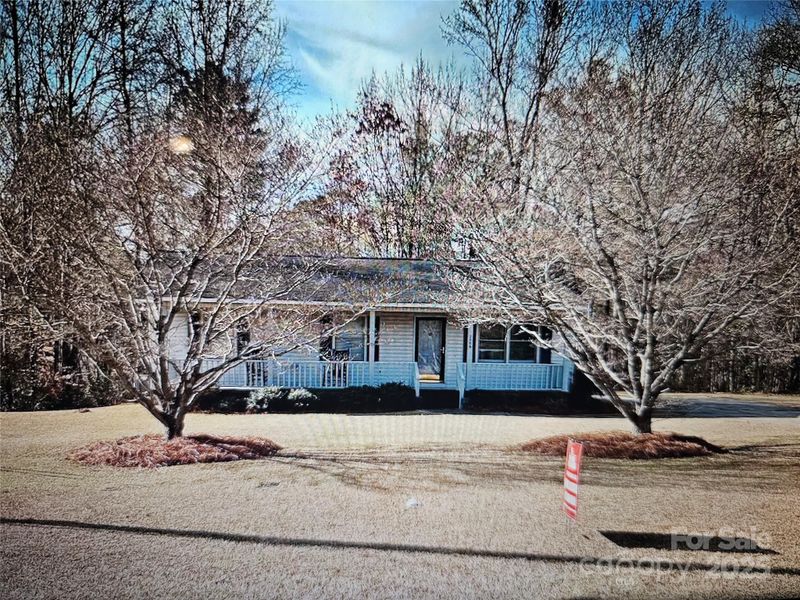 2486 Oxford Cir, Lancaster, SC 29720