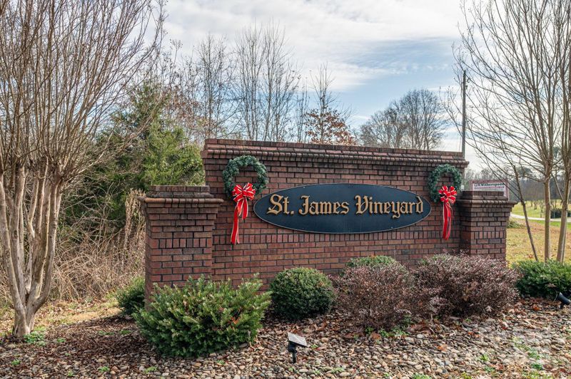 1611 Emmaus Walk, Conover, NC 28613