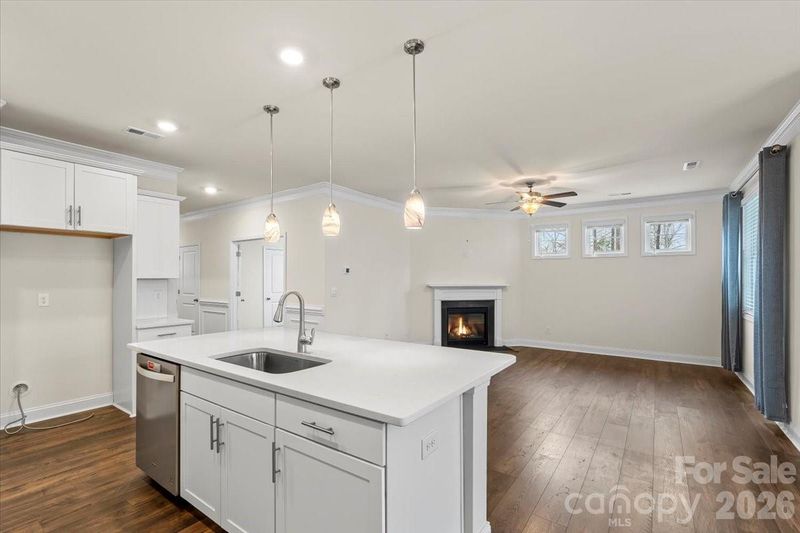 7006 Cornwallis Ct, Iron Station, NC 28080