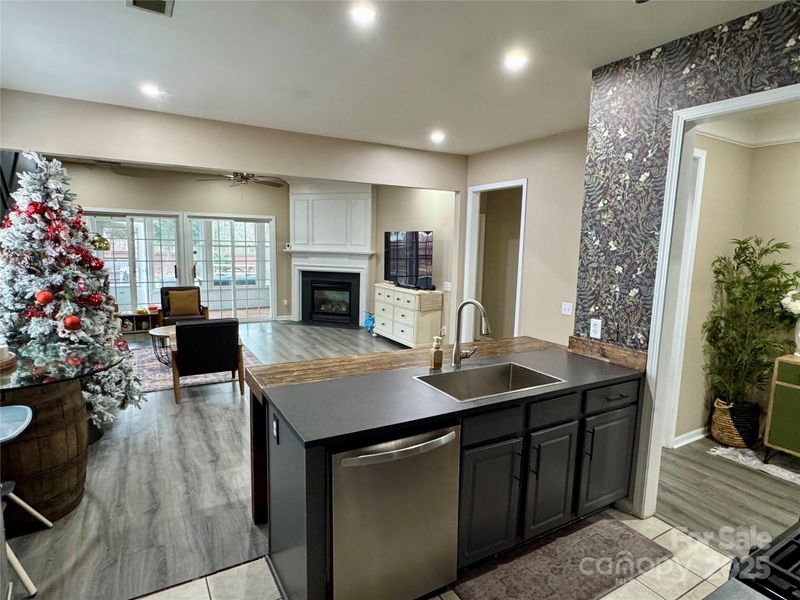 9122 Kestral Ridge Dr, Charlotte, NC 28269