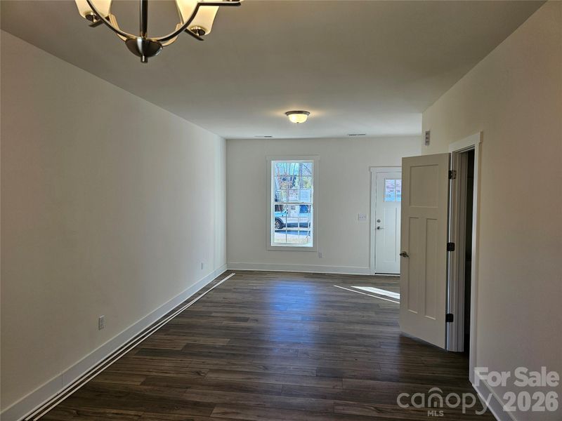 109 Crew Ln, Black Mountain, NC 28711
