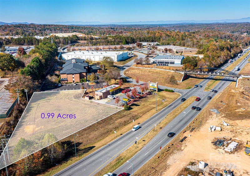 1241 Us 321 Hw NW, Hickory, NC 28601