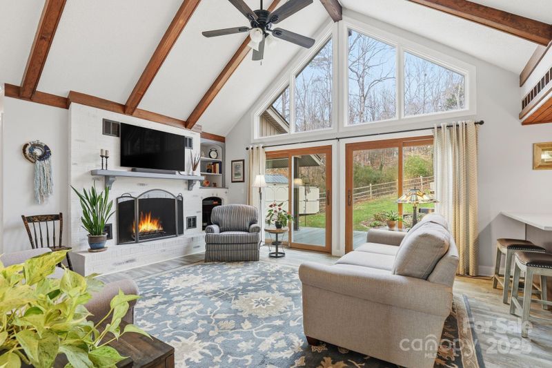 301 Chestnut Ln, Statesville, NC 28625