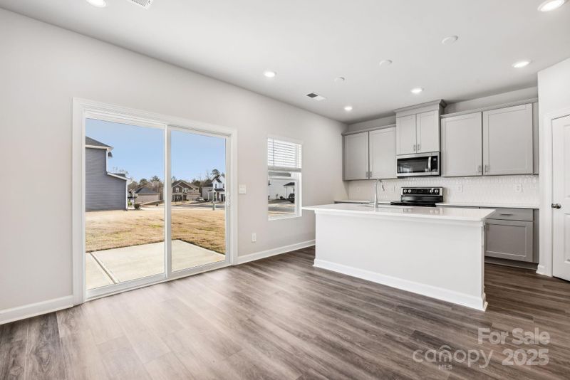 2207 Silverbell Ln, Stanley, NC 28164