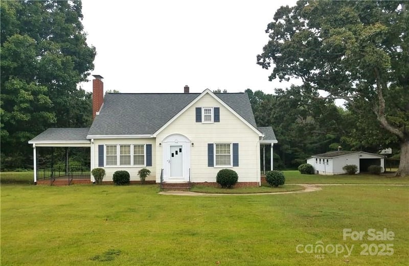 496 Brawley School Rd, Mooresville, NC 28117