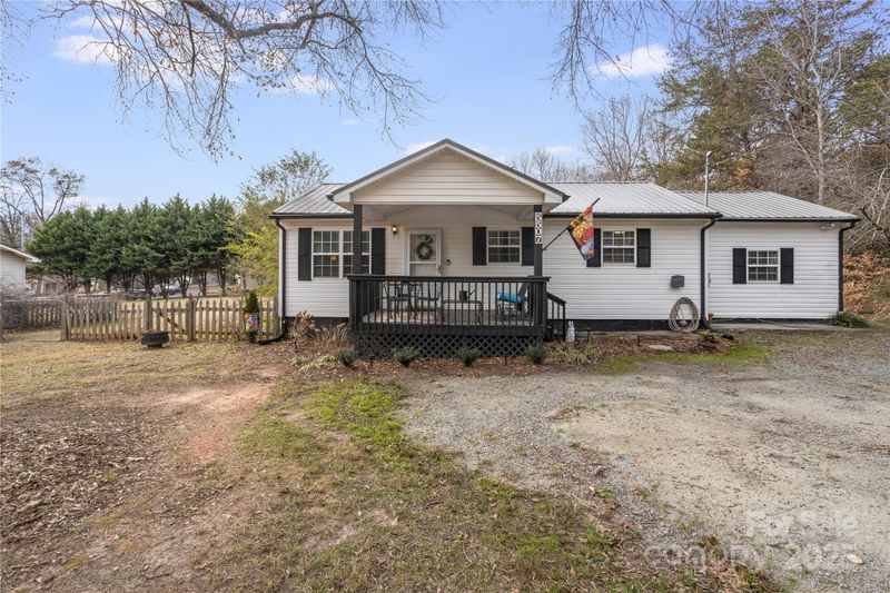 5507 Green Rd, Stanley, NC 28164