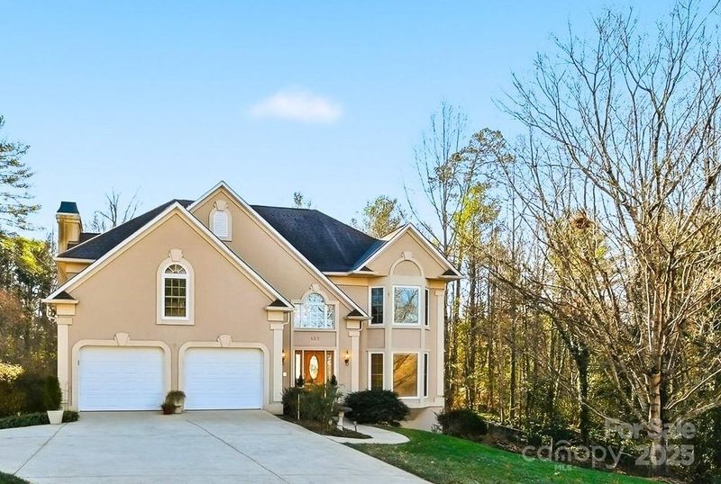 133 37th Avenue Pl NW, Hickory, NC 28601