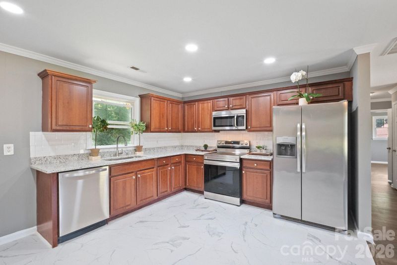 137 Hiram Rd, Mooresville, NC 28117