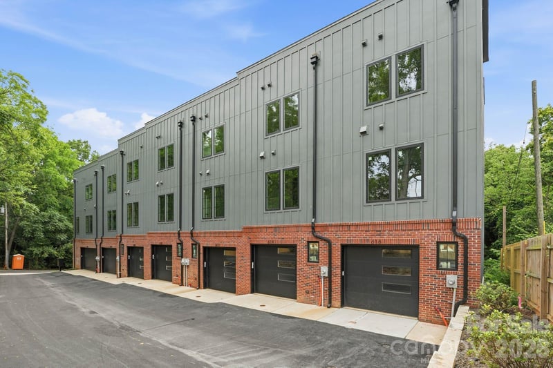 610 E 16th St, Charlotte, NC 28206