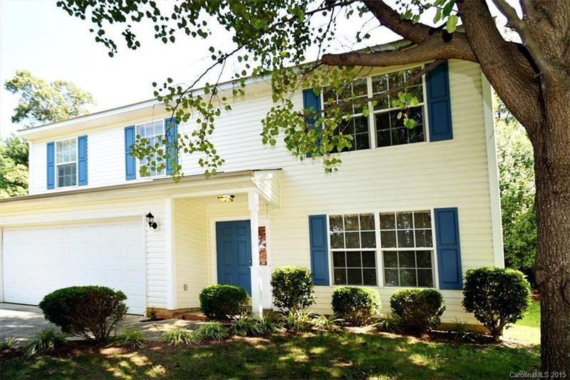 402 Graham Meadow Dr, Charlotte, NC 28213
