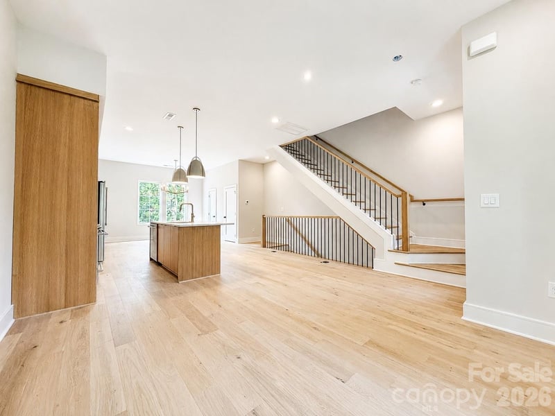 614 E 16th St, Charlotte, NC 28206