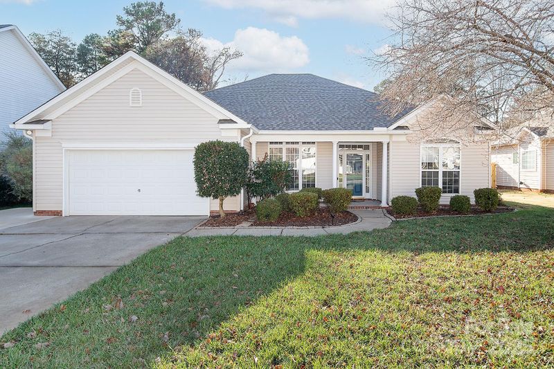 7638 Sedgebrook Dr E, Stanley, NC 28164