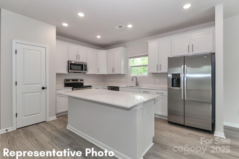 1139 Young St, Mooresville, NC 28115