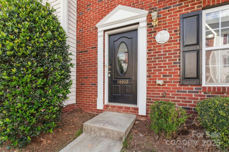 10032 Treeside Ln, Matthews, NC 28105