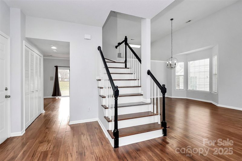 9105 Clifton Meadow Dr, Matthews, NC 28105