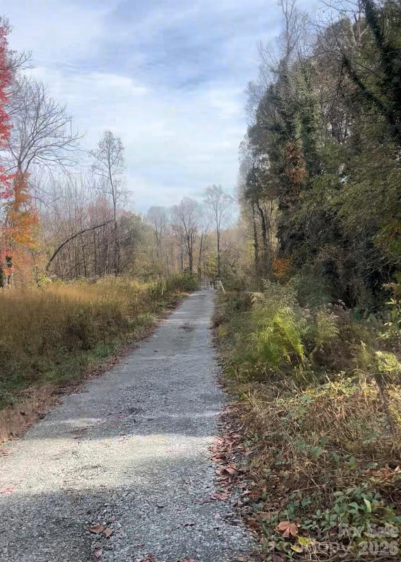 2019 C Ave, Charlotte, NC 28216