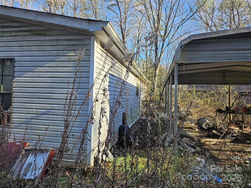 206 Benjamin Dr, Dallas, NC 28034