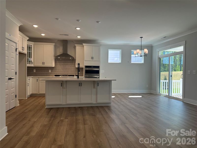 109 Longwood Rd, Mooresville, NC 28115