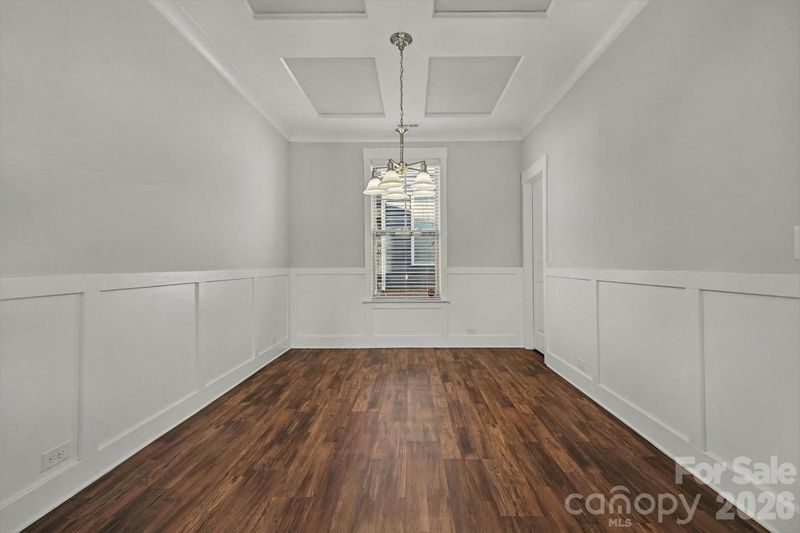 10004 Michael Crossing Dr, Charlotte, NC 28213