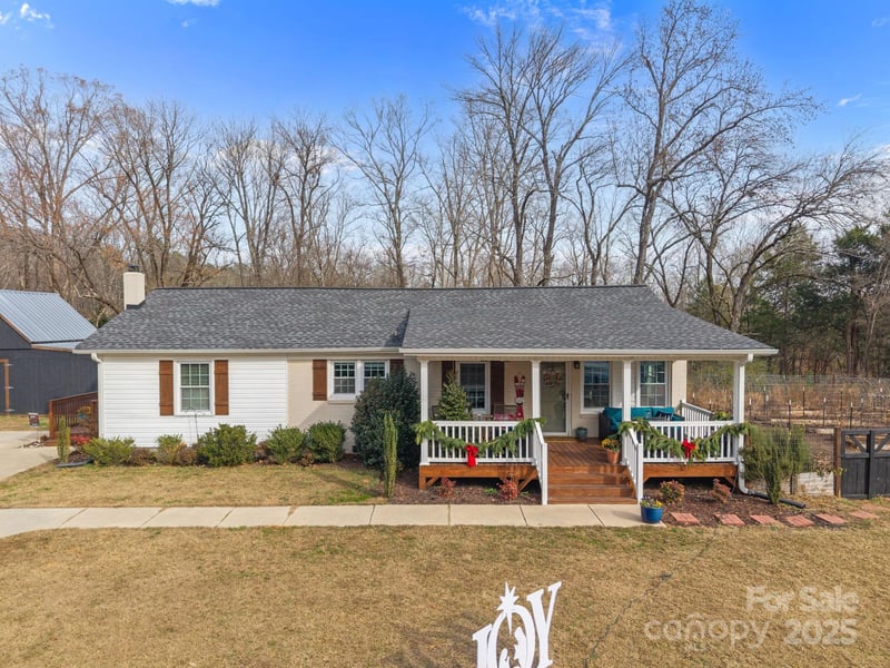 4565 Rob Neal Rd, Heath Springs, SC 29058