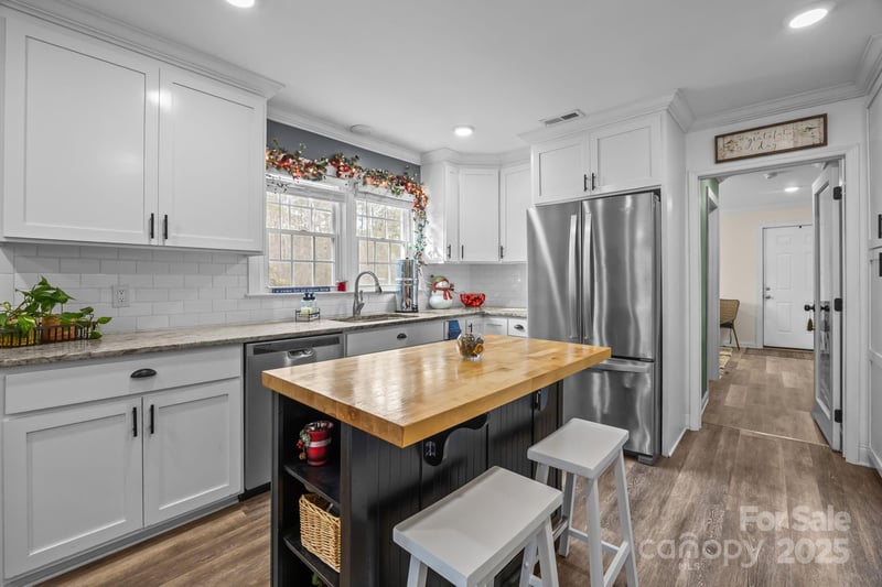 4565 Rob Neal Rd, Heath Springs, SC 29058