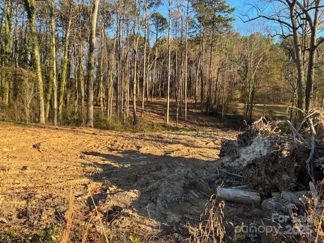 231 Hoke Dr, Dallas, NC 28034