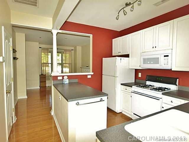 530 E 9th St #530, Charlotte, NC 28202