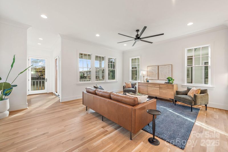 307 Coxe Ave, Charlotte, NC 28208