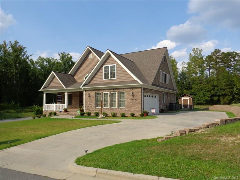 917 Brighton Dr, Kannapolis, NC 28081