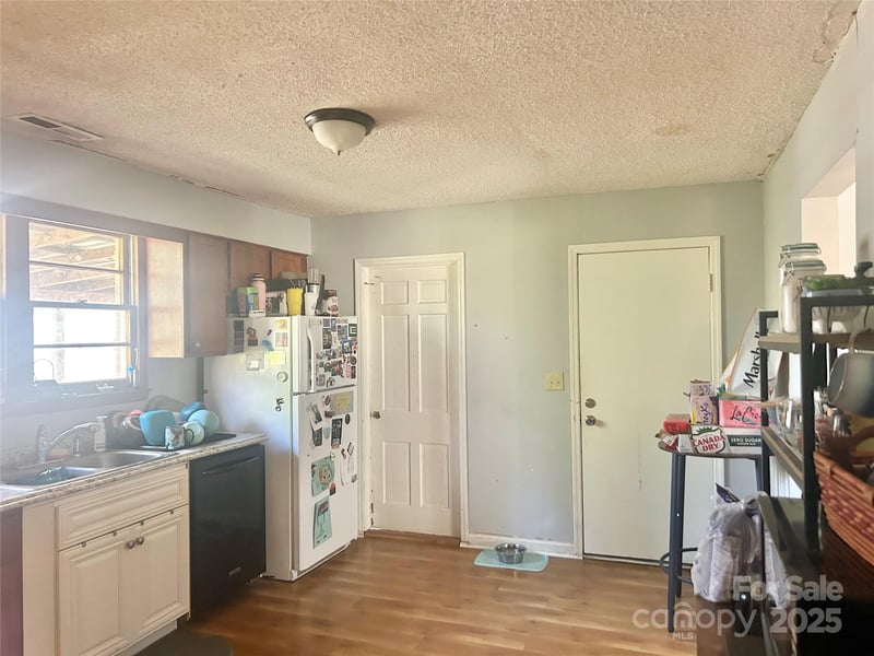 302 Ponderosa Rd, Stanley, NC 28164