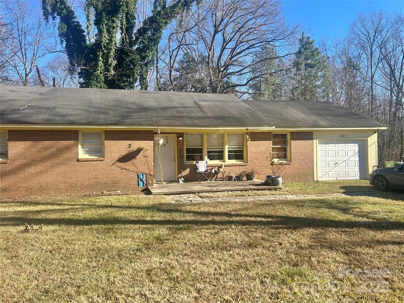 302 Ponderosa Rd, Stanley, NC 28164