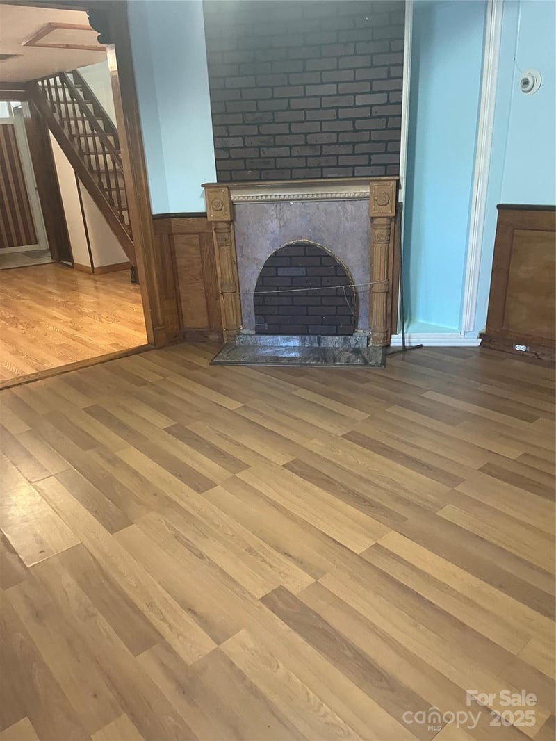 6341 Macon St, Charlotte, NC 28208
