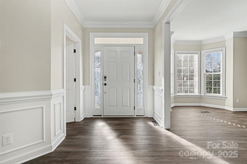 9529 Numenore Dr, Charlotte, NC 28269