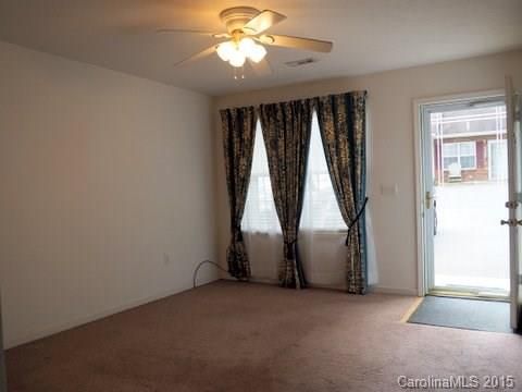 135 24th St NW #135, Hickory, NC 28601