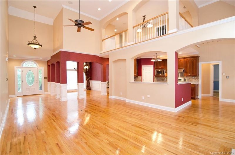 609 Trollingwood Ct, York, SC 29745