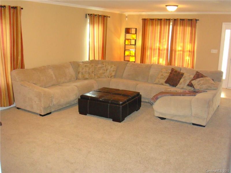 9818 Steele Meadow Rd, Charlotte, NC 28273