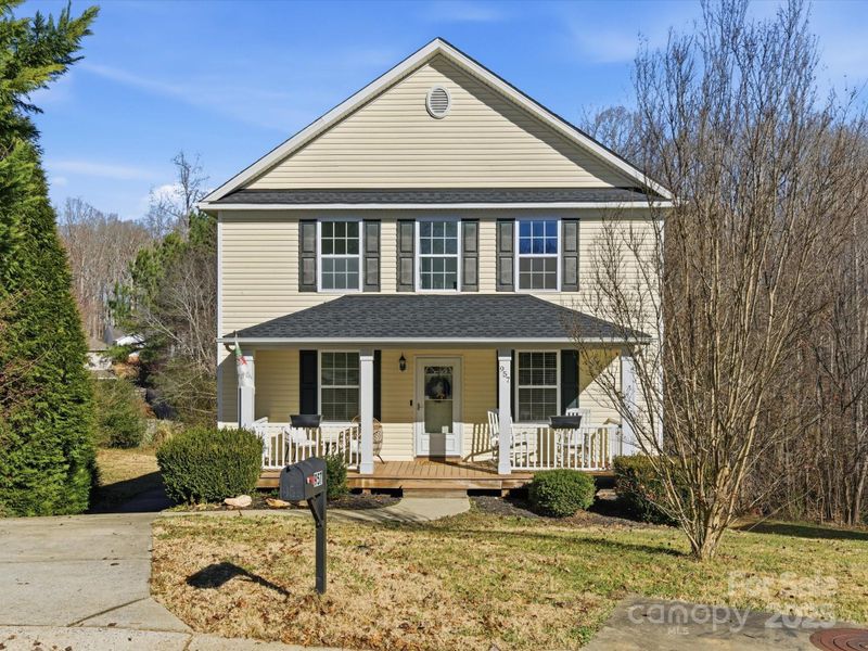 957 Poplar Forest Rg, Clover, SC 29710