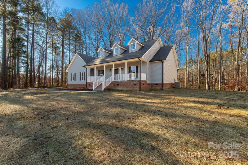 1489 Paraham Rd S, York, SC 29745
