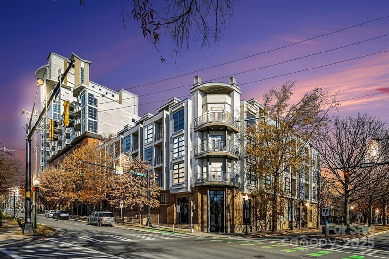 505 E 6th St #1003, Charlotte, NC 28202