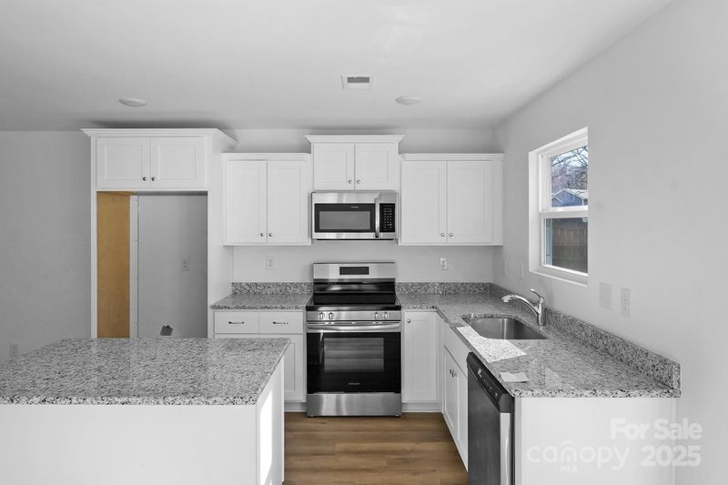 2644 Downey Dr, Lancaster, SC 29720