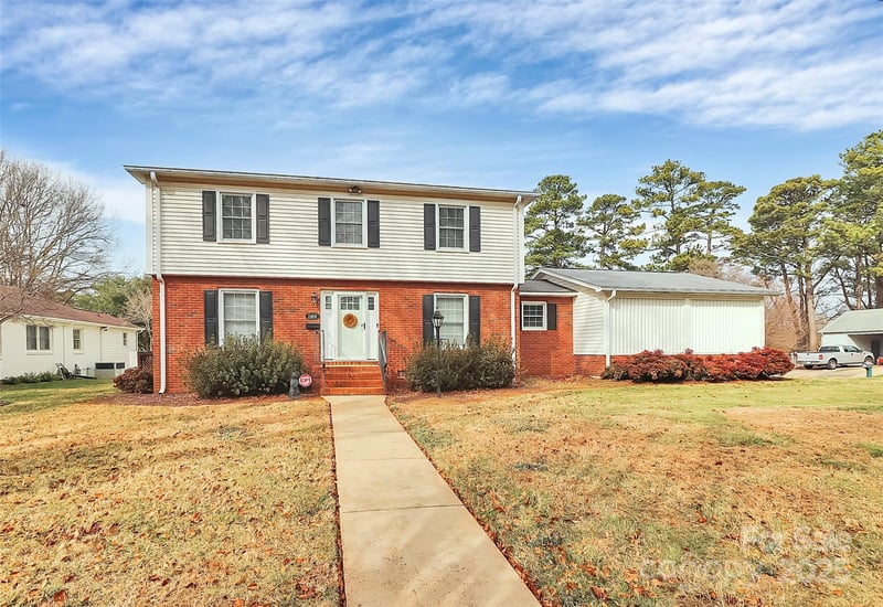 2468 Shaw Ave, Gastonia, NC 28054