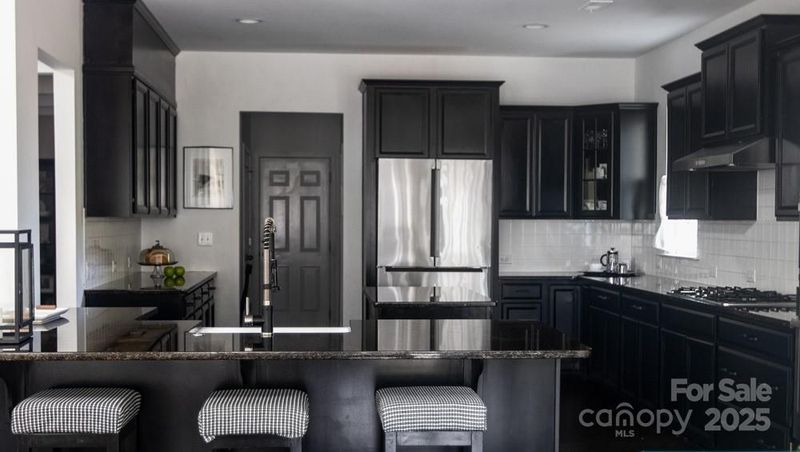 2889 Creekview Dr, Waxhaw, NC 28173